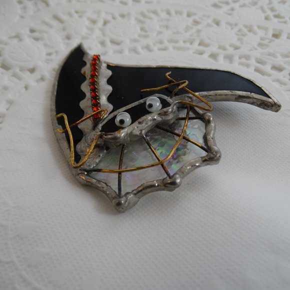 Handmade Stain Glass Witches Hat Orange Rhinestones Spider Movable Eyes Brooch - Picture 2 of 8